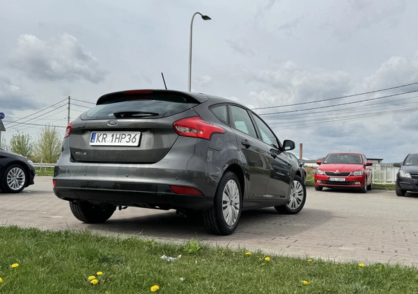 Ford Focus cena 41900 przebieg: 45007, rok produkcji 2018 z Kraków małe 781